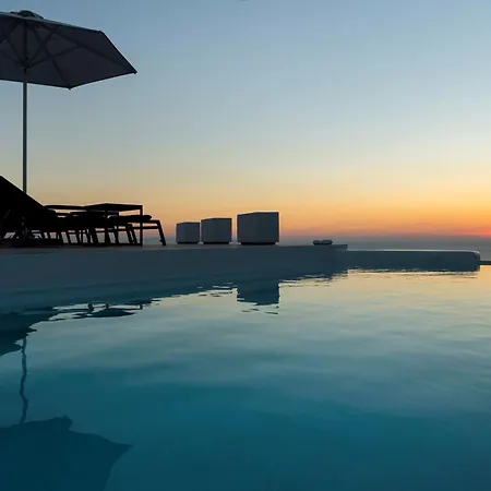 Sunset Villa - Panoramic View Of The Santorini Sea